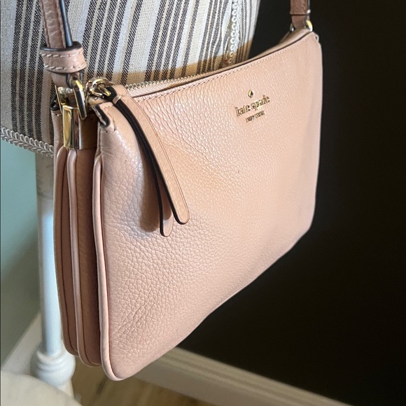 🛑 1 hour sale. Kate Spade, ♠️ Blush Crossbody Purse - Picture 9 of 12